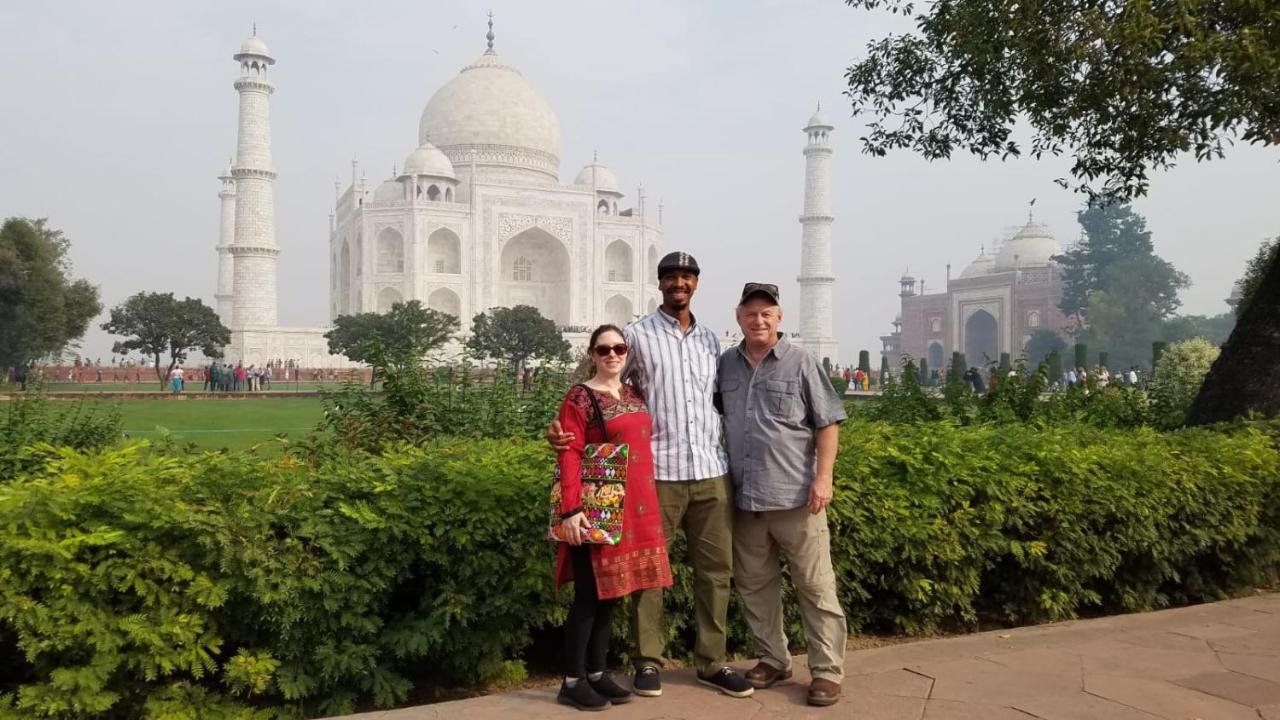 Aradhana'S Home Stay Агра Экстерьер фото